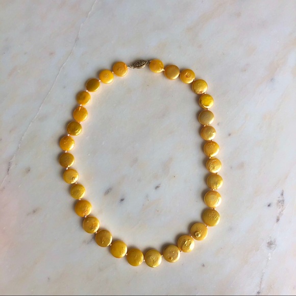 Coin pearl necklace with deep yellow coin pearls - Picture 2 of 3
